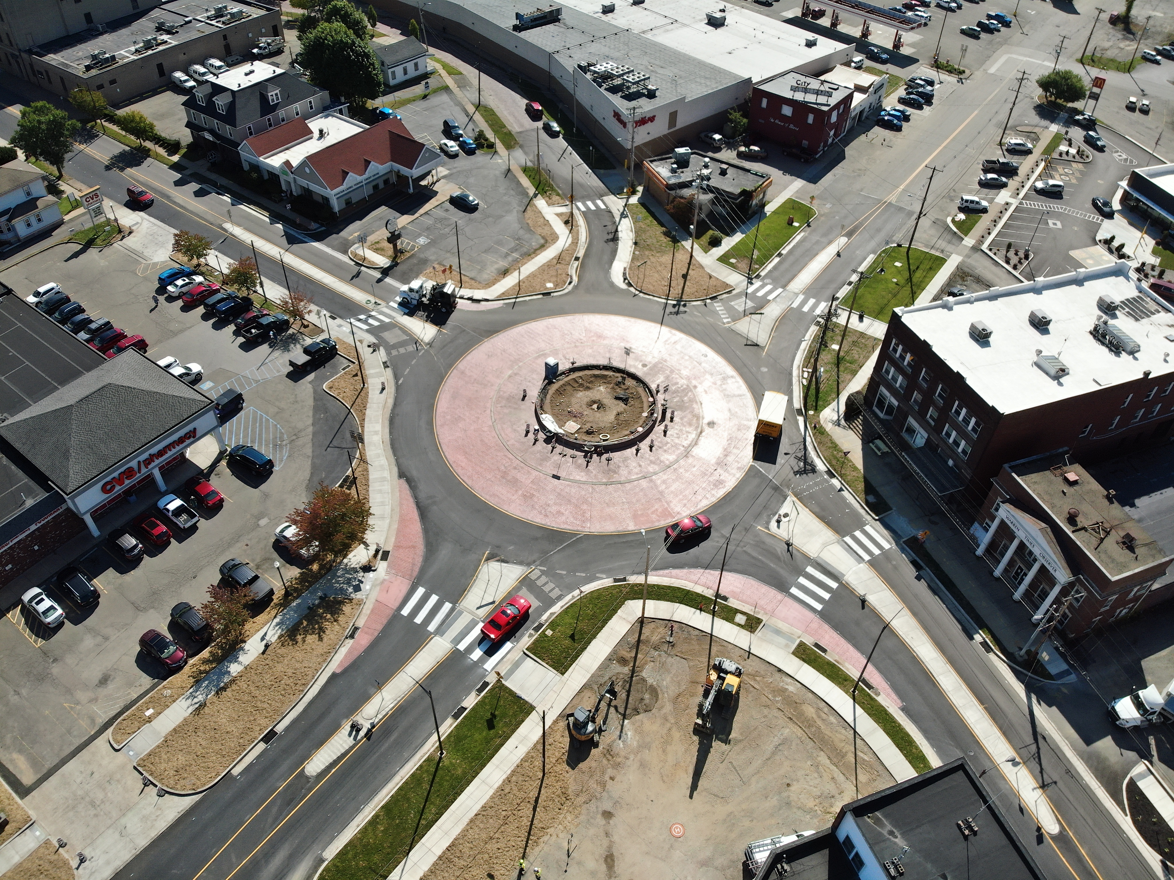 Fully open roundabout in the City of Warren. 